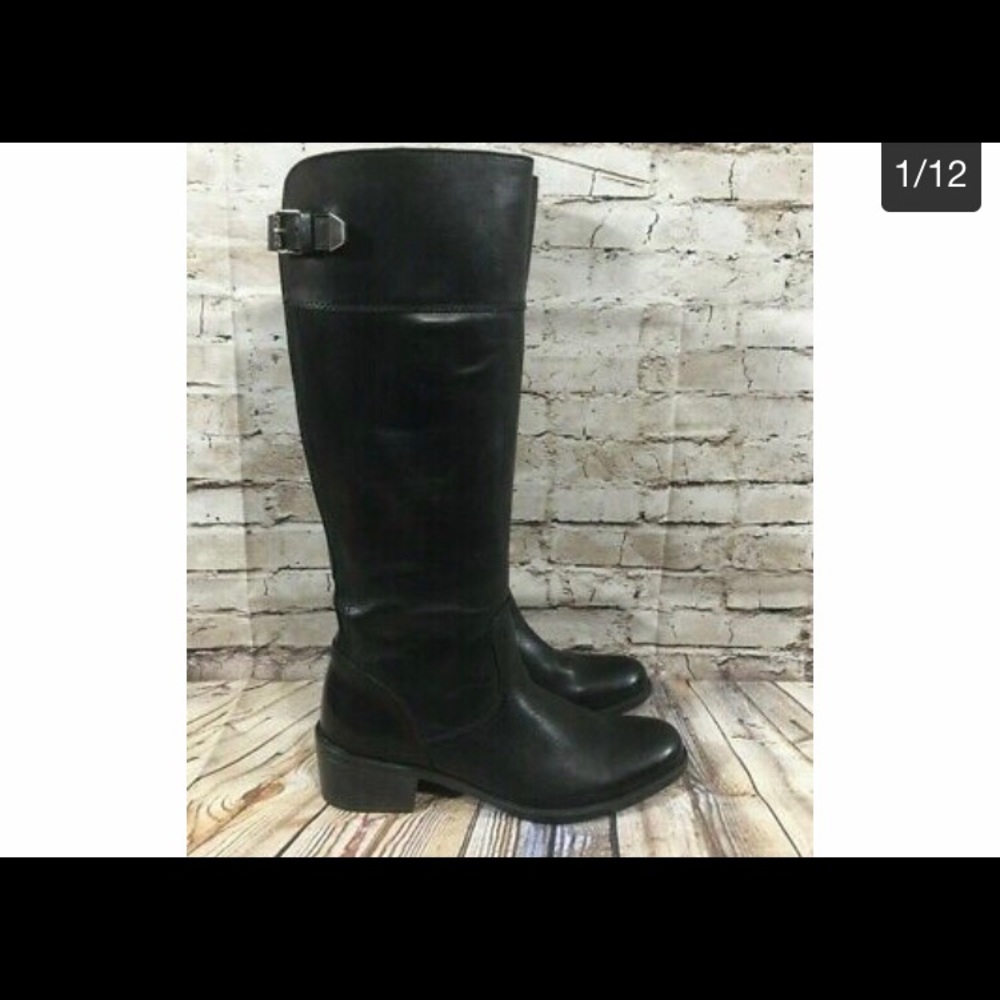 Bussola “like new” black leather boots!